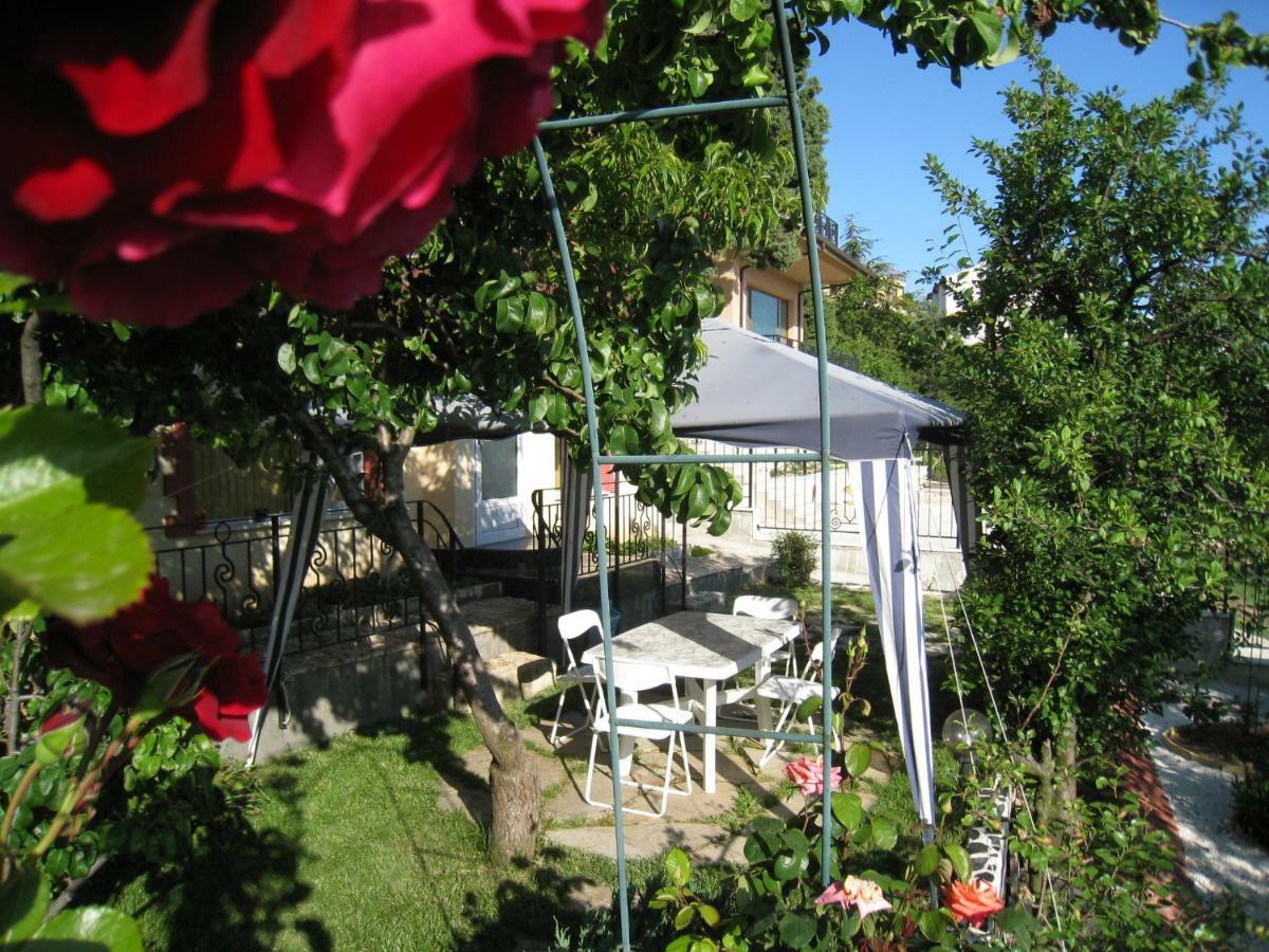 Villa Summer House Saints Constantine and Helena Exterior foto